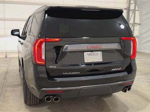 Used 2024 GMC Yukon AT4 w/ Technology Package image 7