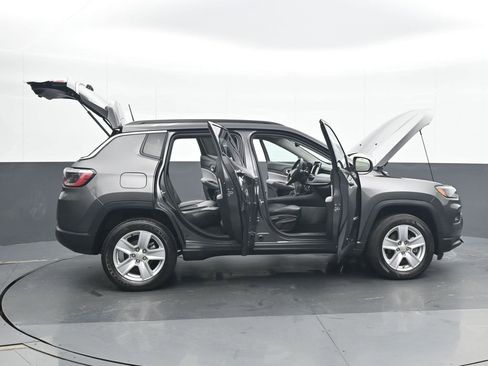 Used 2022 Jeep Compass Latitude w/ Convenience Group image 26
