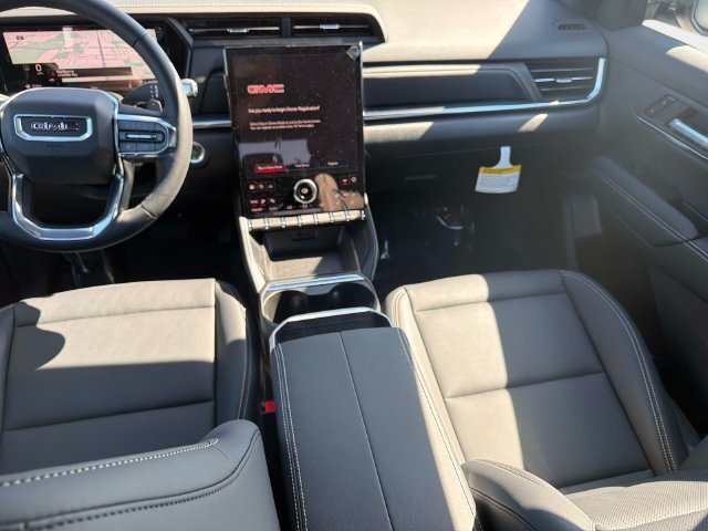 New 2027 GMC Terrain Elevation w/ Elevation Premium Package FWD image 13