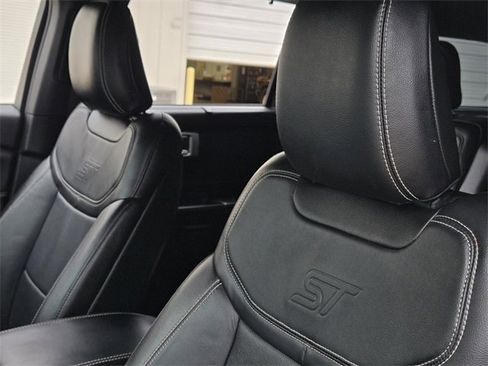 Used 2020 Ford Explorer ST w/ Premium Technology Package image 20