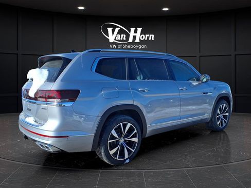 New 2026 Volkswagen Atlas SEL Premium R-Line image 3