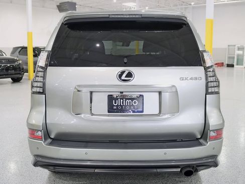 Used 2023 Lexus GX 460 Premium w/ Accessory Package AWD/4WD image 13