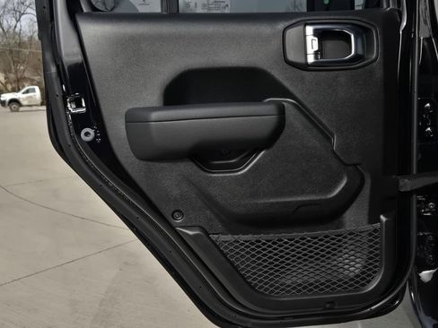 New 2026 Jeep Gladiator Sport image 11