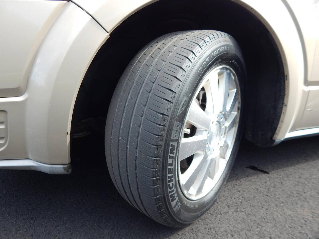Used 2008 Ford Taurus X Limited AWD/4WD image 29