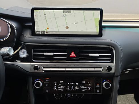 Certified 2026 Genesis G70 2.5T Prestige RWD image 19