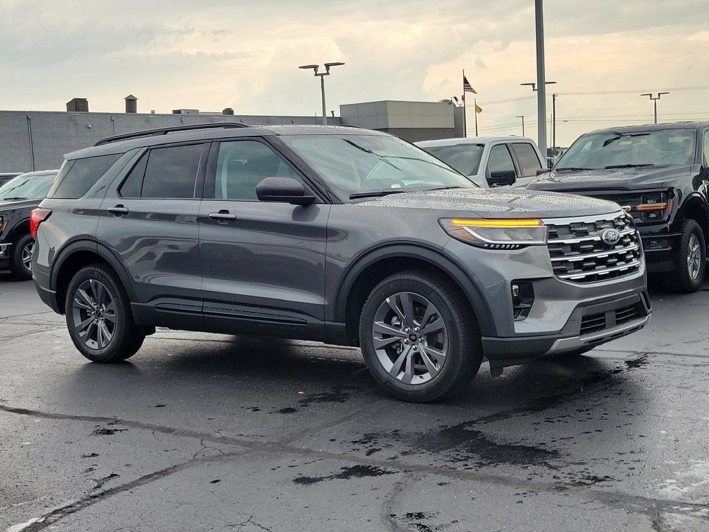 New 2026 Ford Explorer Active w/ Active Comfort Package AWD/4WD 360° Tour