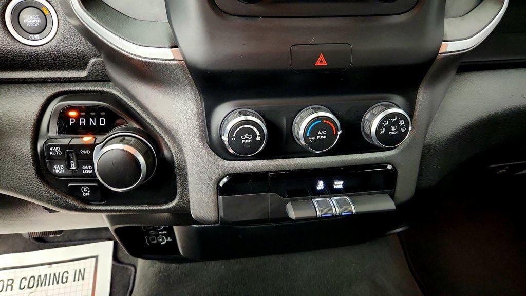 Used 2022 RAM 1500 Big Horn AWD/4WD image 16