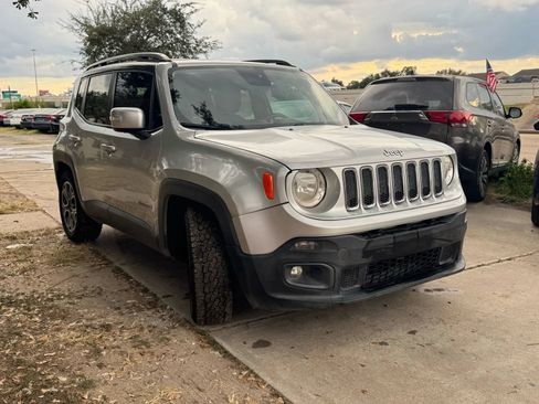 Used 2016 Jeep Renegade Limited FWD image 4