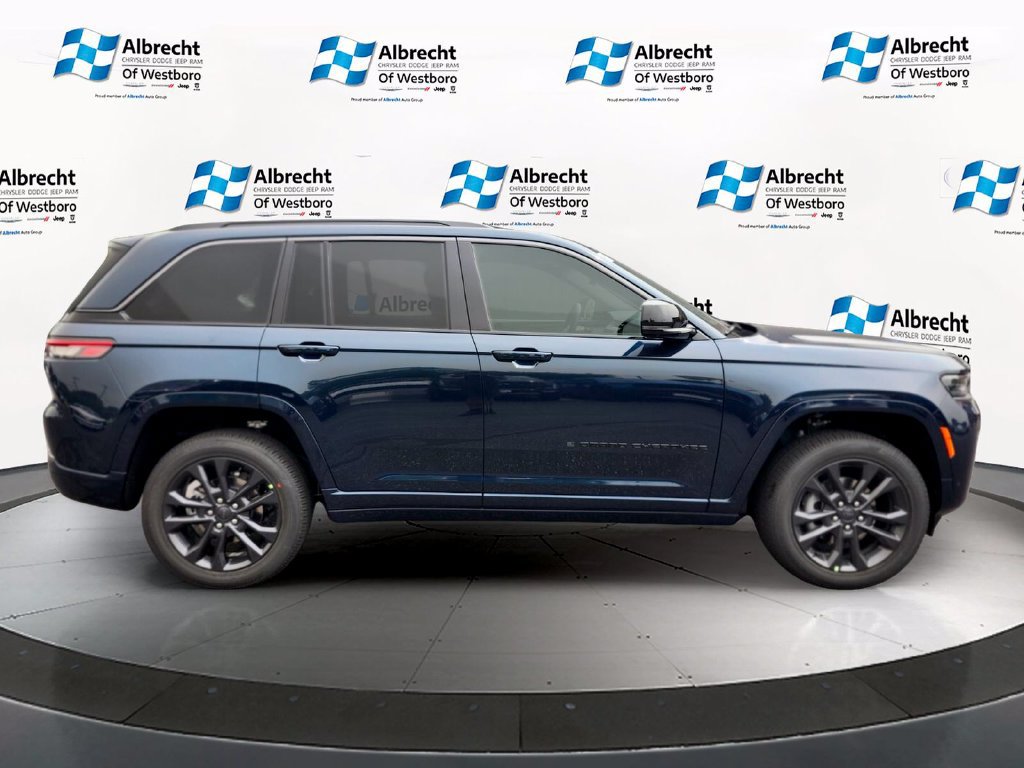 New 2026 Jeep Grand Cherokee Limited AWD/4WD image 6