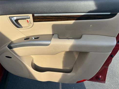 Used 2012 Hyundai Santa Fe Limited image 33