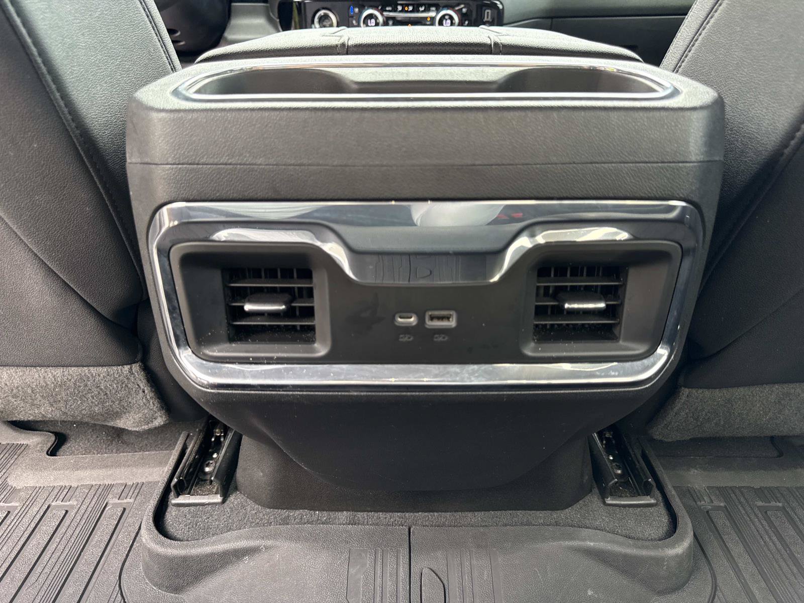Used 2023 GMC Sierra 1500 SLT w/ SLT Premium Package AWD/4WD image 31