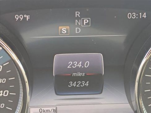 Used 2018 Mercedes-Benz E 400 4MATIC Cabriolet image 11