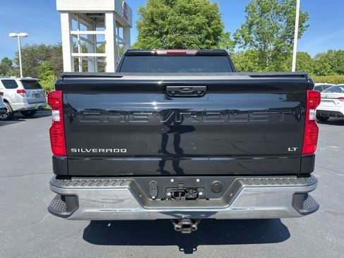 Used 2023 Chevrolet Silverado 1500 LT AWD/4WD image 8