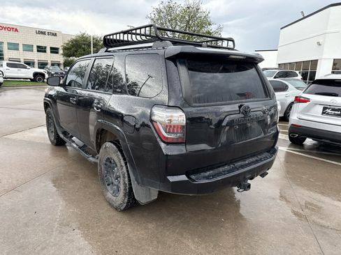 Used 2023 Toyota 4Runner SR5 Premium w/ Moonroof Package image 5