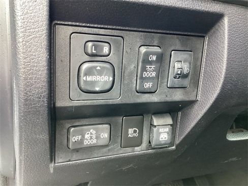 Used 2019 Toyota Tundra SR5 image 22