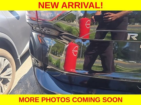 Used 2025 Nissan Rogue SV AWD/4WD image 6