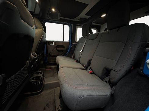 Used 2024 Jeep Wrangler Unlimited Rubicon w/ XTREMEE 35" Tire Package image 13