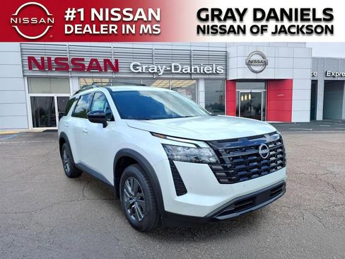 New 2026 Nissan Pathfinder SV w/ Cargo Package FWD image 1