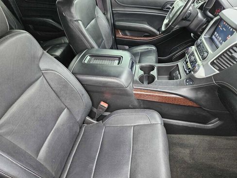 Used 2016 GMC Yukon XL SLT w/ Open Road Package image 13