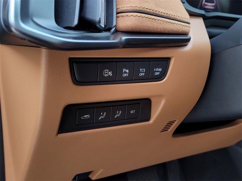 Certified 2025 MAZDA CX-70 3.3 Turbo S w/ Premium Plus image 21