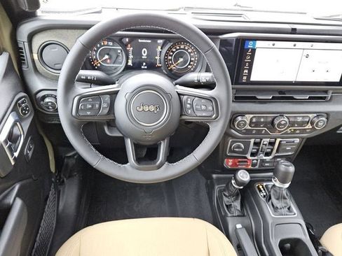 New 2026 Jeep Gladiator Willys image 13