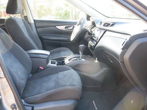 Used 2015 Nissan Rogue SV AWD/4WD image 14