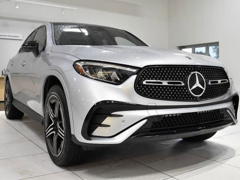 Used 2024 Mercedes-Benz GLC 300 4MATIC image 7