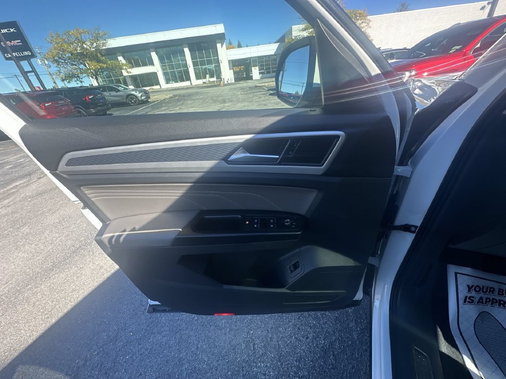Used 2021 Volkswagen Atlas SE AWD/4WD image 23