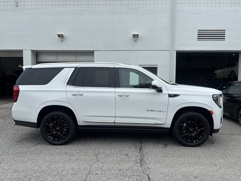 Used 2022 GMC Yukon Denali w/ Denali Reserve Package RWD image 7