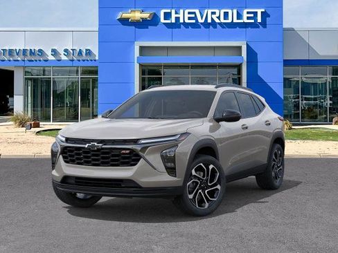 New 2026 Chevrolet Trax RS w/ Driver Confidence Package image 30