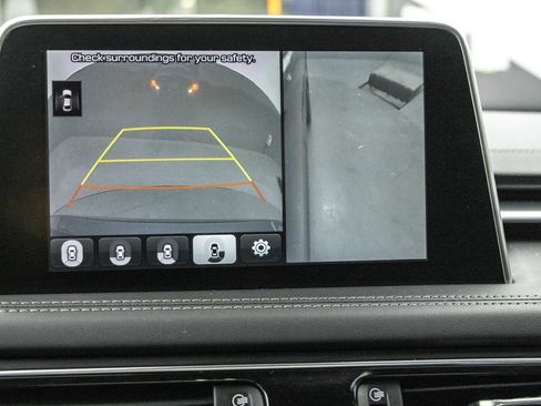 Used 2019 Genesis G70 2.0T Advanced w/ Sport Package image 26