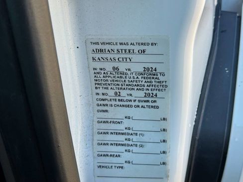 Used 2024 Ford E-Transit Low Roof image 26