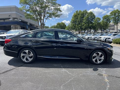 Used 2018 Honda Accord EX-L image 6
