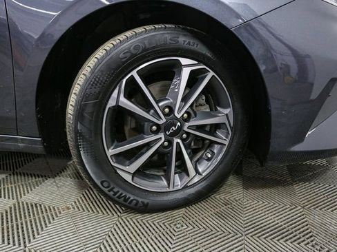 Used 2023 Kia Forte LXS w/ LXS Technology Package image 13