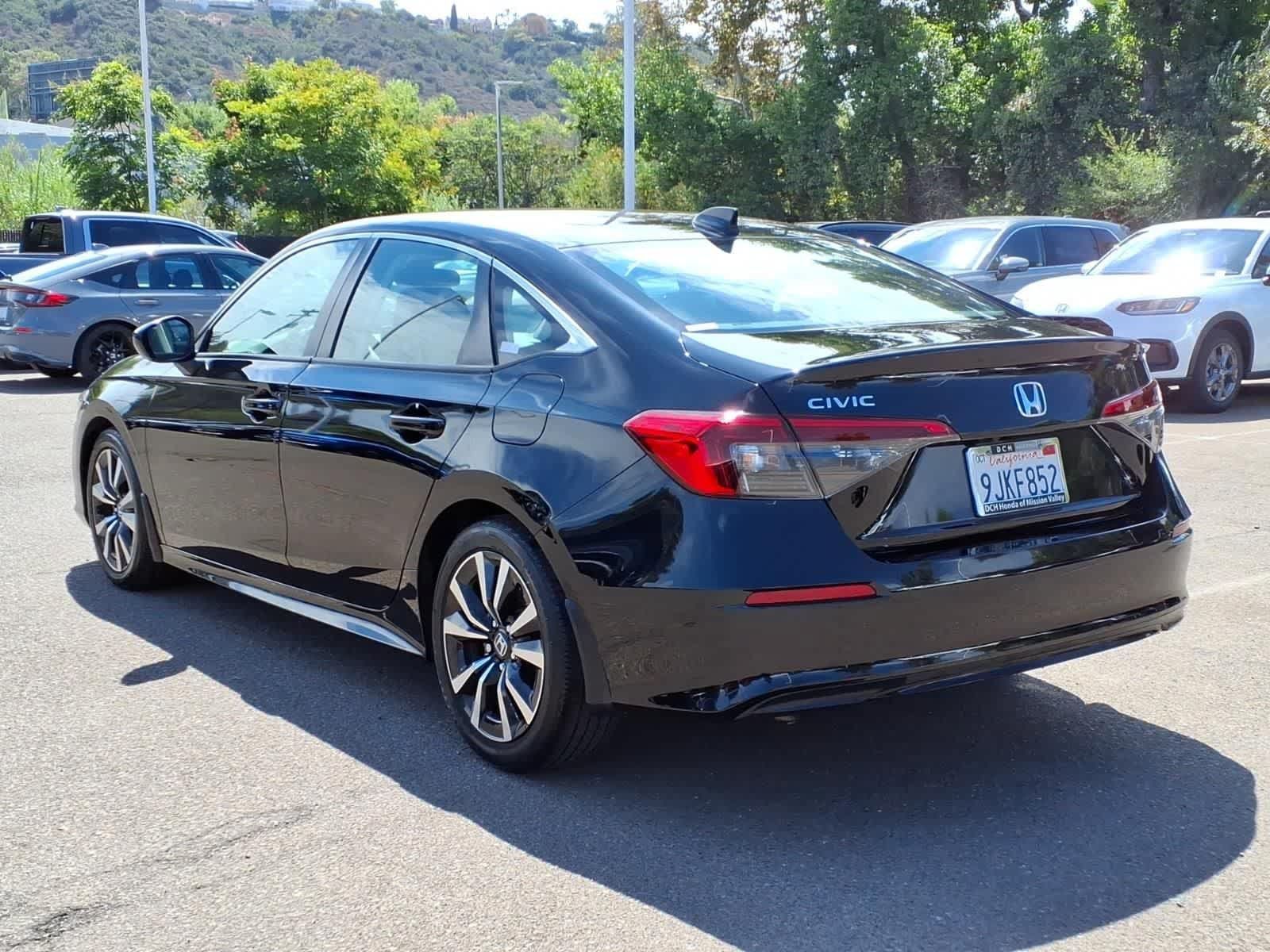Used 2024 Honda Civic EX image 7