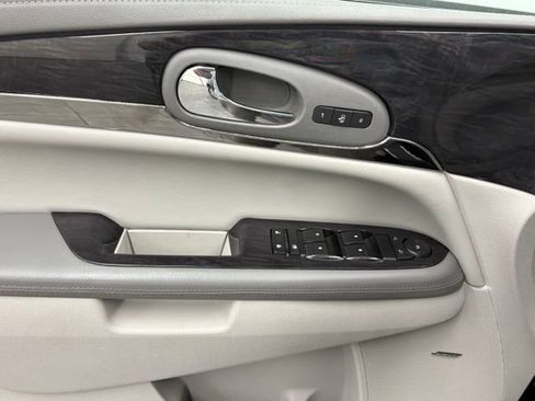 Used 2016 Buick Enclave Leather AWD/4WD image 15