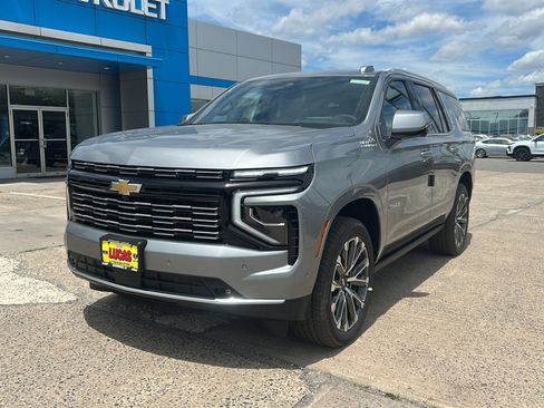 New 2026 Chevrolet Tahoe High Country AWD/4WD image 3