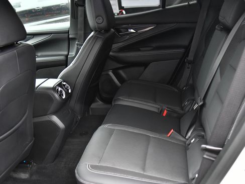 Used 2024 Chevrolet Blazer EV LT image 44