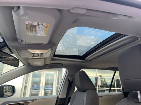 Used 2025 Toyota RAV4 XLE w/ Convenience Package image 11