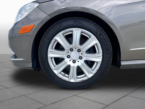Used 2013 Mercedes-Benz E 350 Sedan image 10
