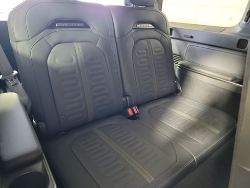 Used 2024 Rivian R1S Adventure AWD/4WD image 25