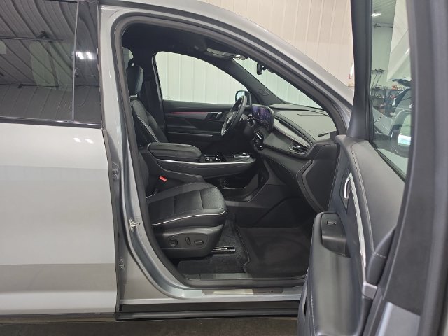 Used 2026 Buick Enclave Sport Touring AWD/4WD image 32
