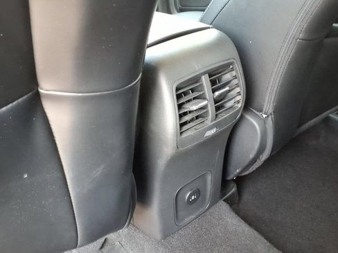 Used 2025 Ford Escape Platinum AWD/4WD image 13
