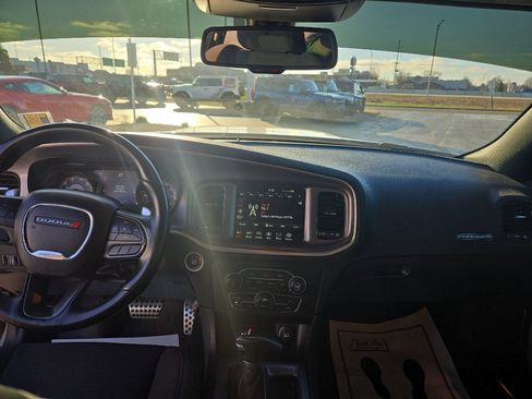 Used 2020 Dodge Charger R/T w/ Blacktop Package image 11