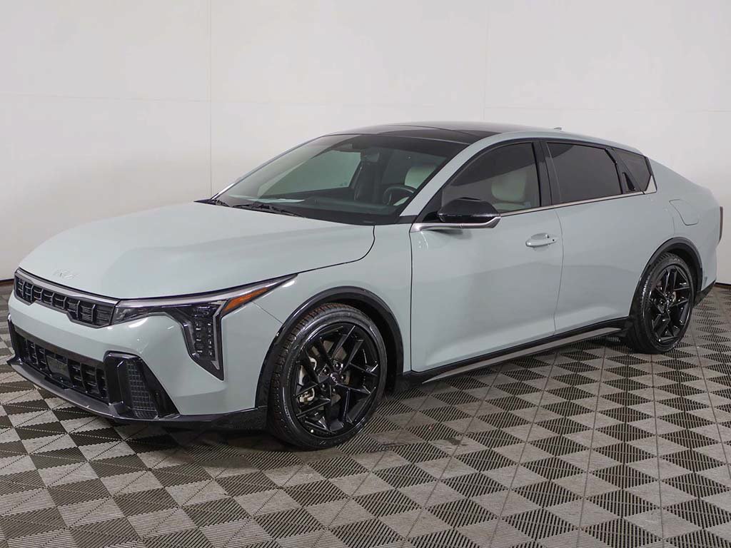 Used 2025 Kia K4 GT-Line Turbo FWD image 10