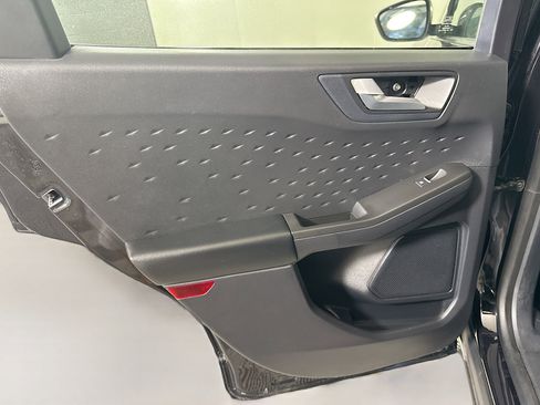 Used 2020 Ford Escape SEL image 26