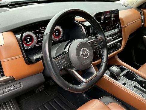 Used 2023 Nissan Pathfinder Platinum w/ Cargo Package image 16