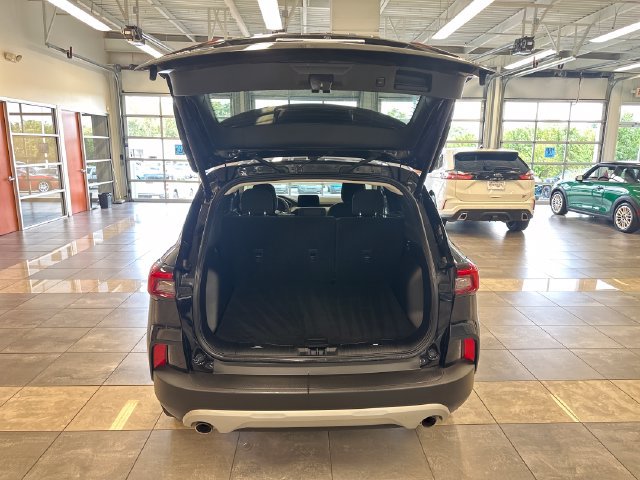 Used 2023 Ford Escape Active AWD/4WD image 27