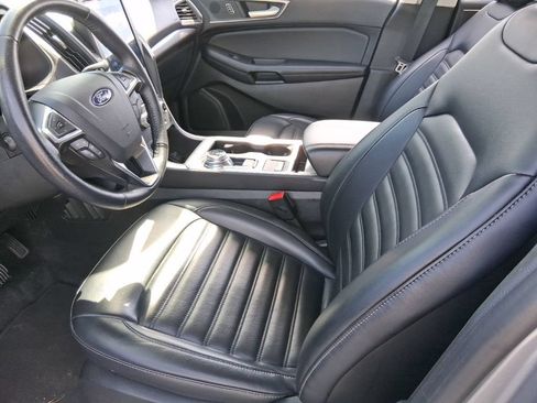 Used 2024 Ford Edge SEL AWD/4WD image 9