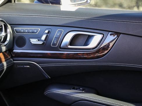 Used 2013 Mercedes-Benz SL 550 image 20